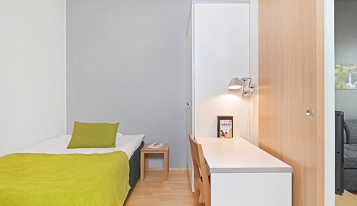 Studio, 1 Twin Bed
