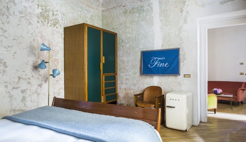 Executive Suite (7)