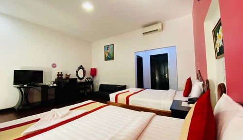 Deluxe Twin Room