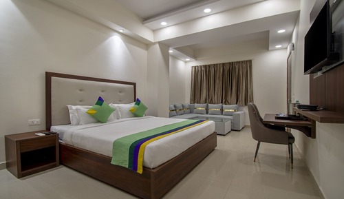 Deluxe Double or Twin Room, Balcony