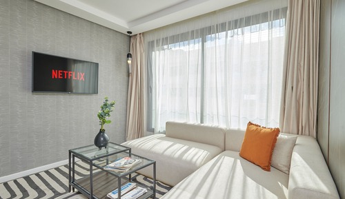 Premium Suite