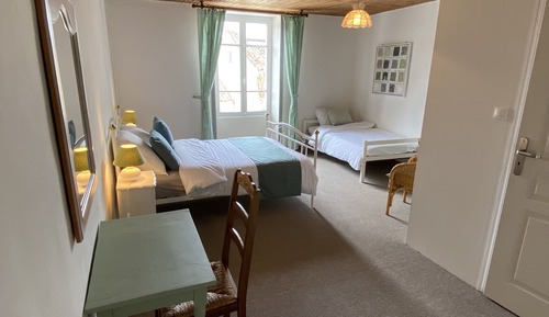Deluxe Triple Room