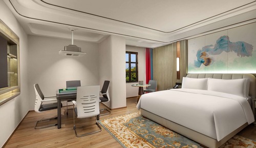 Room, 1 King Bed, Non Smoking (Majhong)