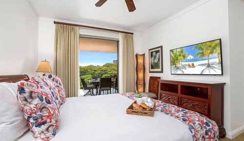 Villa, 2 Bedrooms, Partial Ocean View, Corner (HKK-334)