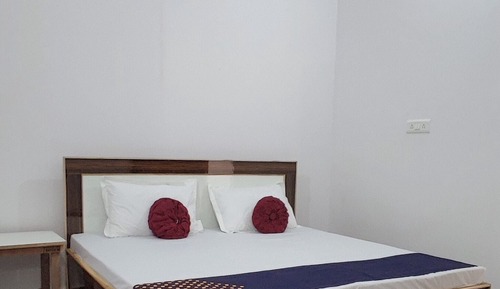 Basic Double or Twin Room