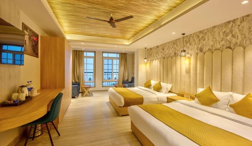 Premium Room