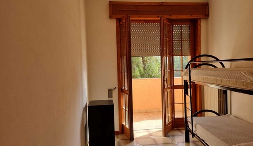 Apartment, 4 Bedrooms, Smoking, Balcony
