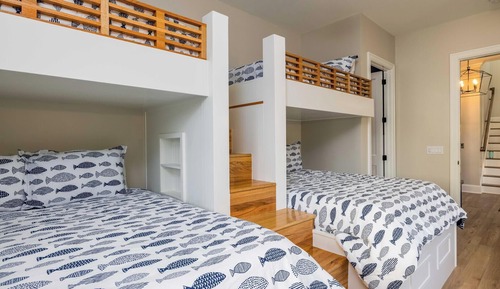 House, Multiple Beds, Patio, Beach View (711 Yellow Perch Rd)