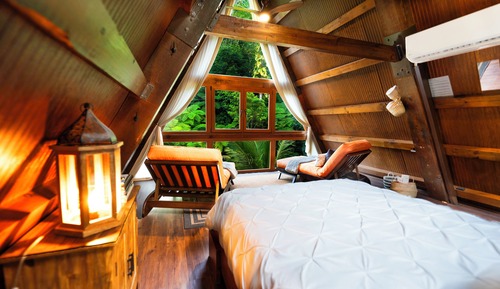 Grand Cabin