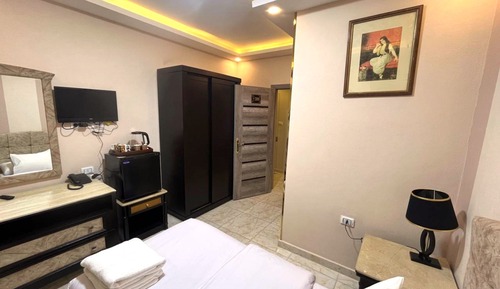 Deluxe Single Room, Pool View