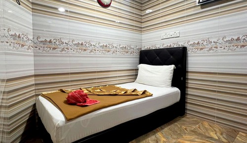 Business Triple Room