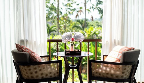 Panoramic Suite (Free Entrance to Bali Zoo)
