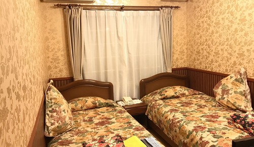 Twin Room with Private Bathroom - Non-Smoking