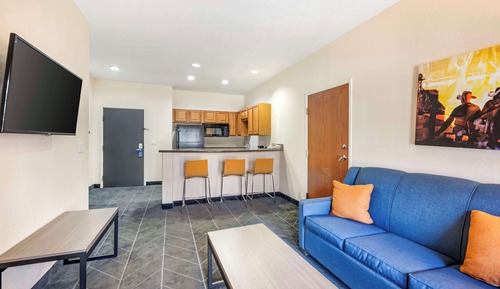Suite, 1 King Bed, Non Smoking, Balcony (with Sofabed)