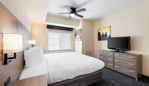 Family Room, Multiple Beds, Non Smoking