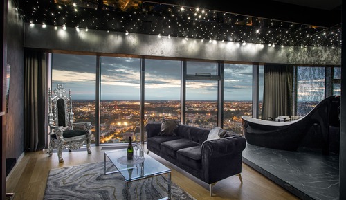 Deluxe Suite