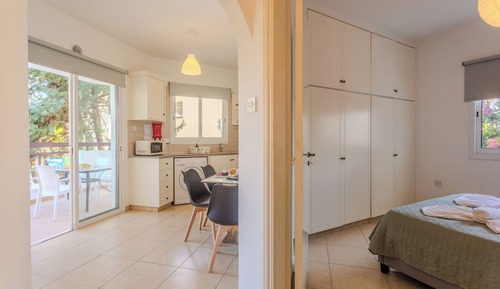 Superior Apartment, 1 Bedroom, Balcony, Pool View