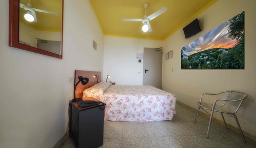 Double Room, 1 Double or 2 Twin Beds, Garden View