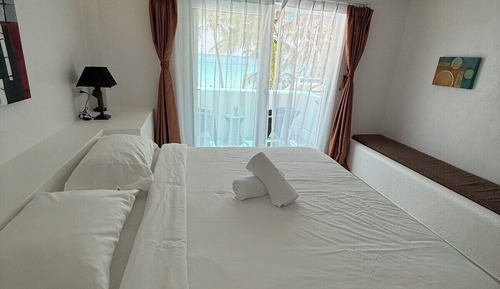 Deluxe Room, Ocean View