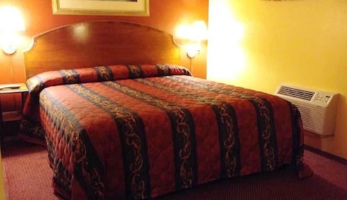 Deluxe Room, 1 King Bed