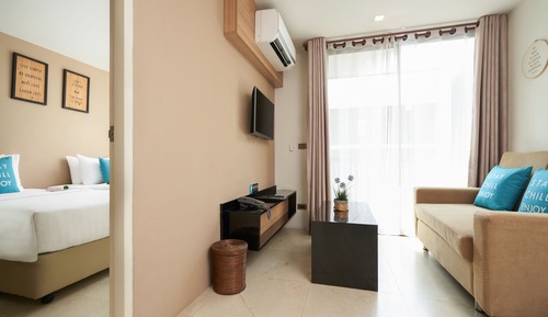 One Bedroom Suite with Bath Tub