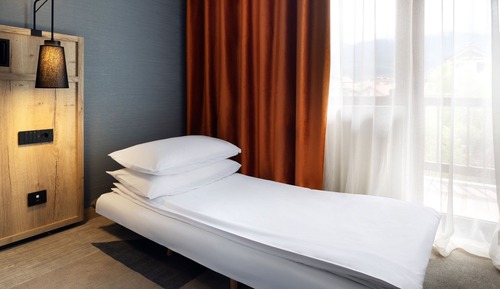 Deluxe Room, 1 Double Bed, Balcony