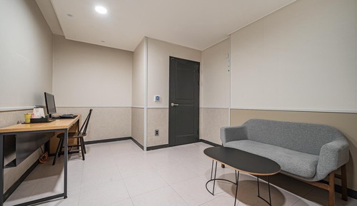 Room (Premium DoubleBathtub TV(Non-refundab)