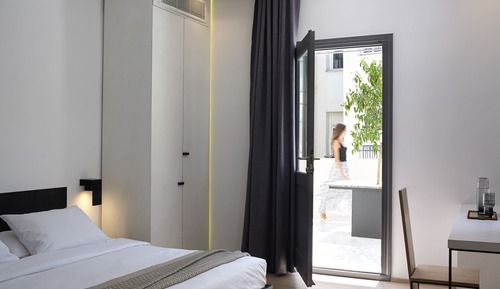 Junior Suite, Terrace, Courtyard View