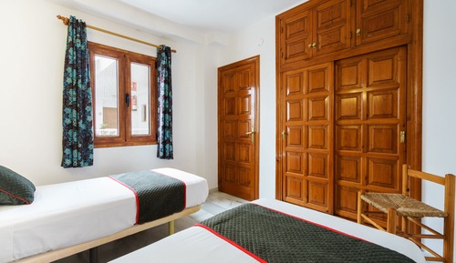 Apartment, Multiple Beds