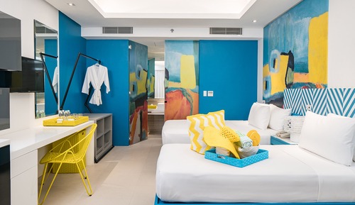 Deluxe Room (Pool Side)