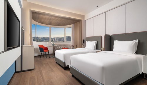 2 Twin Bed Standard City View Non-Smoking