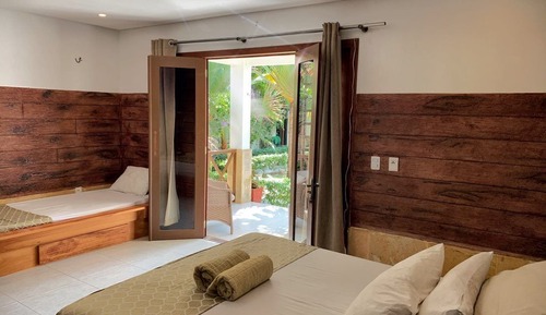 Deluxe Room, Multiple Beds