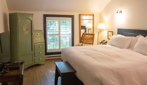 Carriage Room #7 or  #8