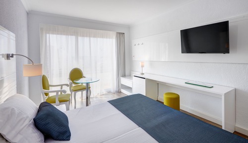Double Room, Balcony
