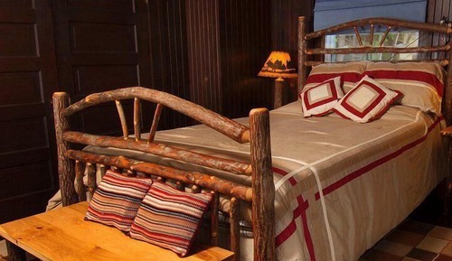 Main Lodge Room 2