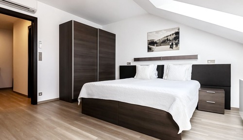 City Studio, 1 Queen Bed, Kitchenette (Attic)