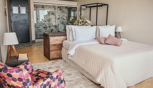 Suite, Ocean View