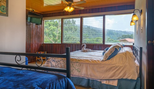 Comfort Quadruple Room