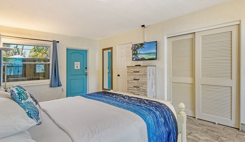 Siesta Suite (1 Queen Bed and 1 Sofabed)