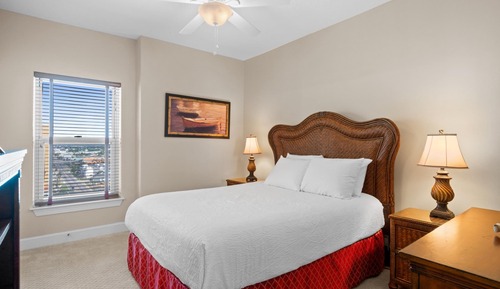 Condo, 2 Bedrooms, Ocean View (1901)