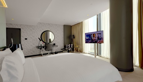 Room, 1 King Bed, City View (High Floor)