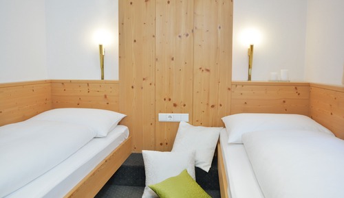 Apartment, 2 Bedrooms (Type B + 130.- cleaning fee per week)