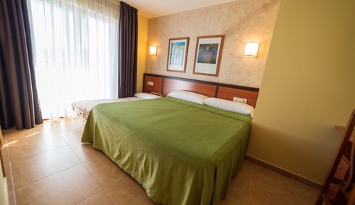 Double Room, Extra Bed (Garden View)