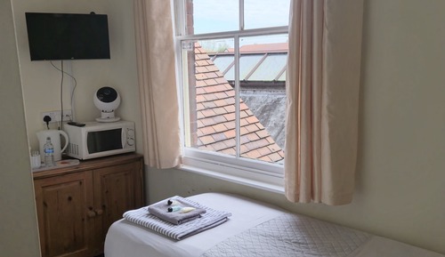Standard Single Room, Ensuite