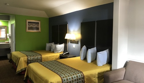 Deluxe Room, 2 Double Beds, Smoking