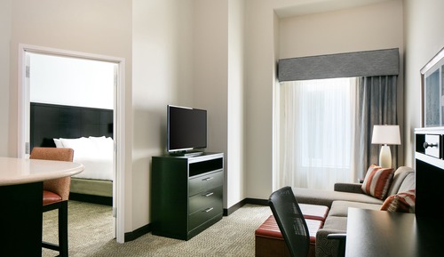 Suite, 2 Bedrooms, Kitchen