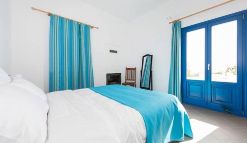 Suite (Thiras)