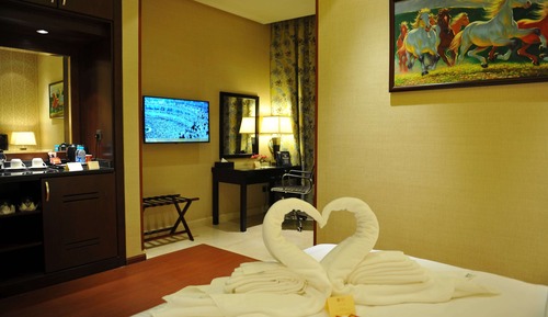 twin suite