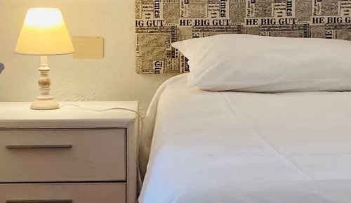 Double Room (Blu)