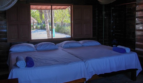 Traditional Cabin, 2 Double Beds, Garden View, Garden Area